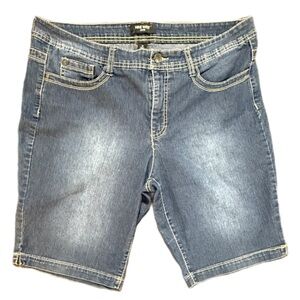 Nine West Denim Shorts – Casual Cool Summer Vibe